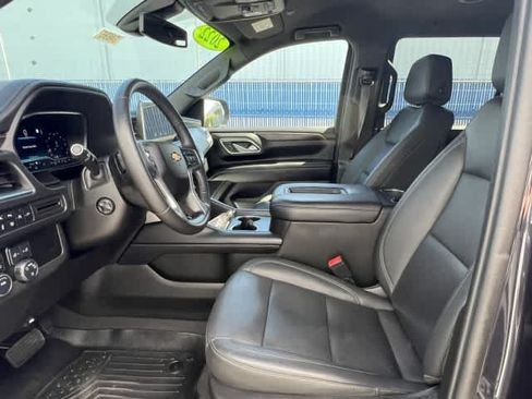 Used 2022 Chevrolet Tahoe LT w/ Luxury Package AWD/4WD image 21