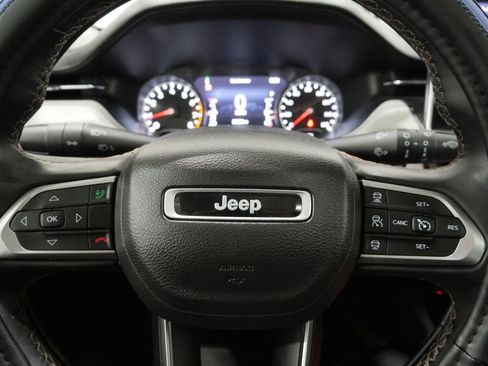 Used 2022 Jeep Compass Limited w/ Sun and Sound Group AWD/4WD image 16
