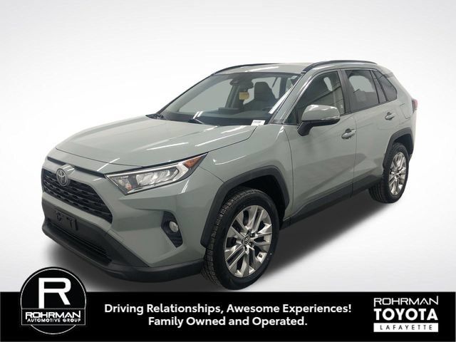 Used 2019 Toyota RAV4 XLE Premium FWD image 2