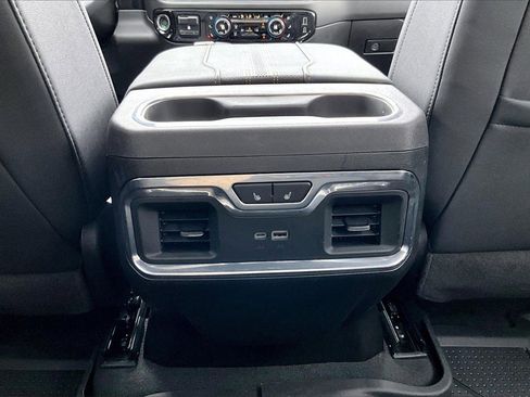 Used 2025 Chevrolet Silverado 1500 High Country w/ Midnight Edition image 17