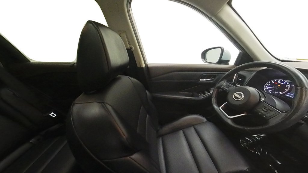 Certified 2023 Nissan Rogue SV w/ SV Premium B Package AWD/4WD image 32