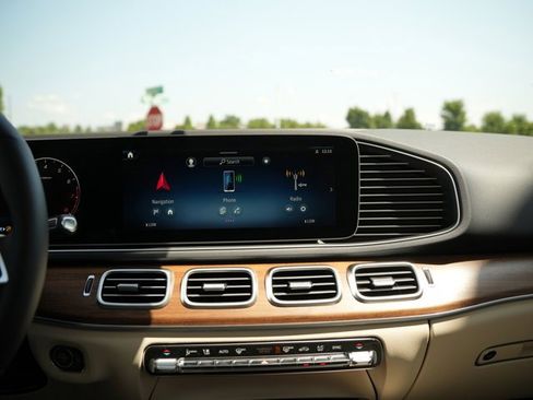 Certified 2026 Mercedes-Benz GLE 350 4MATIC image 30