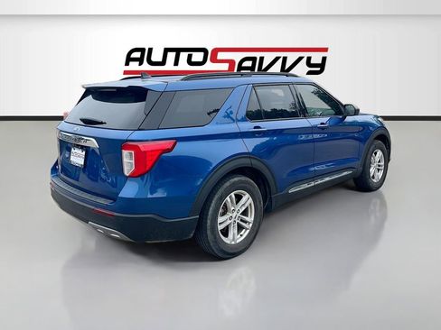 Used 2022 Ford Explorer XLT w/ Equipment Group 202A RWD image 7