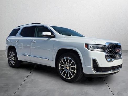 Used 2023 GMC Acadia Denali w/ Denali Technology Package FWD image 6