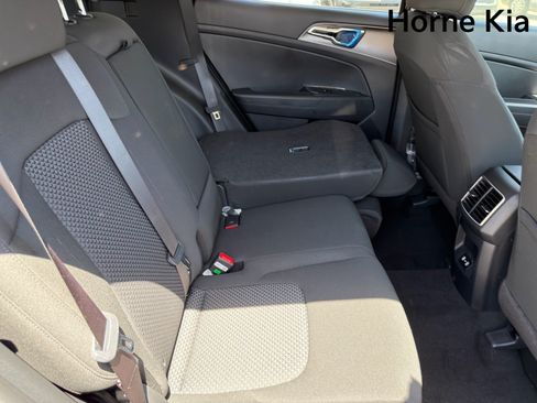 New 2026 Kia Sportage LX FWD image 22
