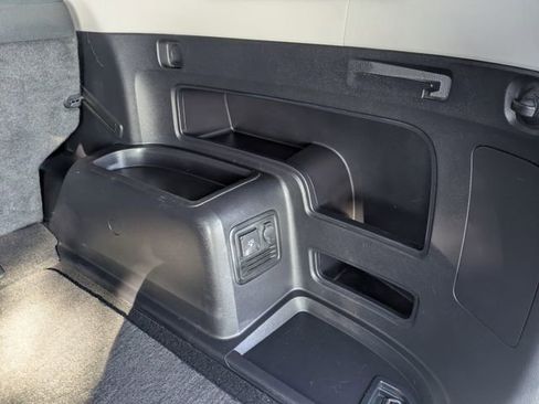 Used 2020 Toyota 4Runner SR5 image 28