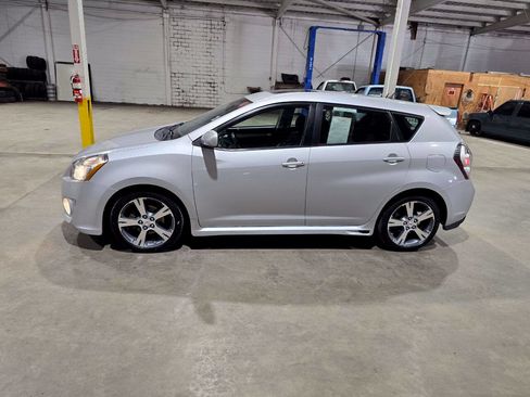 Used 2009 Pontiac Vibe GT FWD image 4