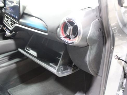 New 2026 Chevrolet Equinox EV RS image 23