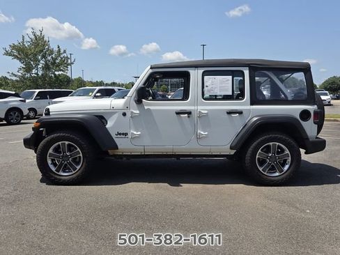 Used 2023 Jeep Wrangler Unlimited Sport AWD/4WD image 2