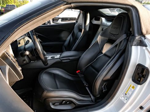 Used 2018 Chevrolet Corvette Z06 RWD image 34