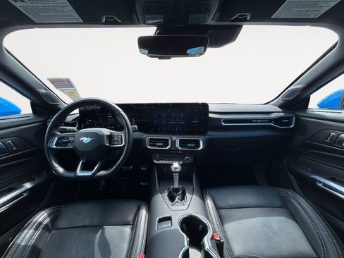 Used 2025 Ford Mustang Premium RWD image 11