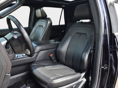 Used 2021 Ford Expedition Limited AWD/4WD image 27