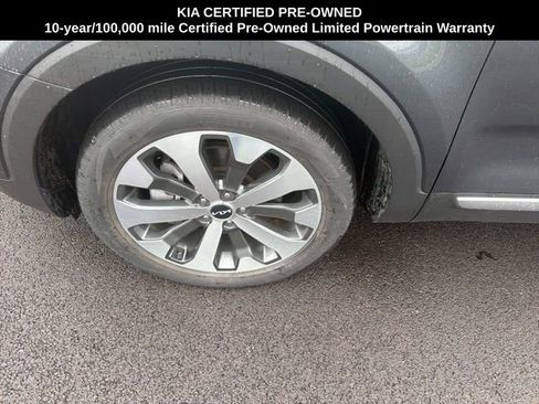 Certified 2022 Kia Telluride S image 6