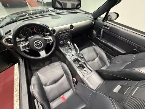 Used 2012 MAZDA MX-5 Miata Grand Touring w/ Premium Pkg RWD image 20