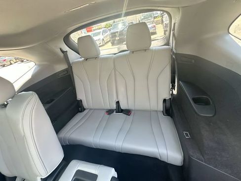 Used 2024 Acura MDX SH-AWD w/ Technology Package image 26