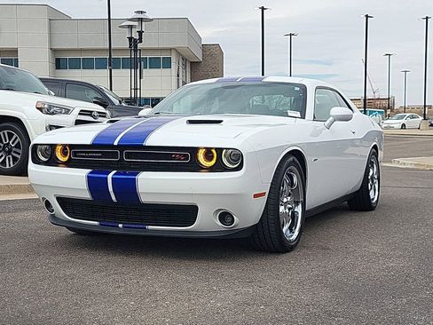 Used 2015 Dodge Challenger R/T Plus image 8