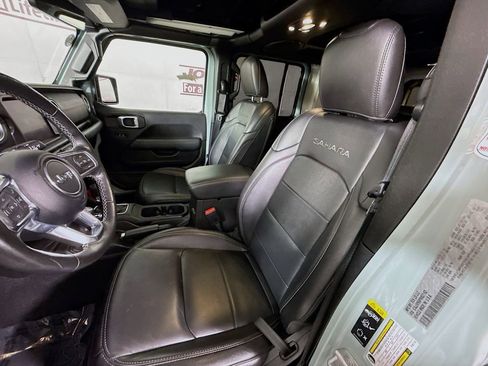 Used 2023 Jeep Wrangler Unlimited Sahara w/ Cold Weather Group image 26
