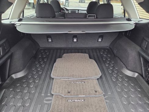 Used 2022 Subaru Outback image 14