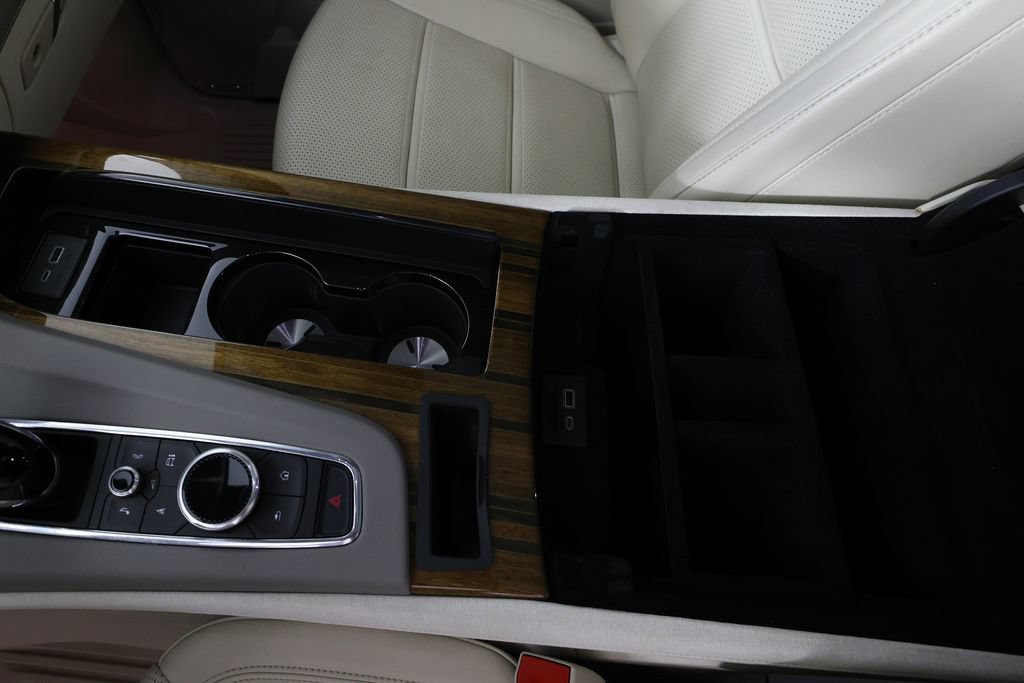 Used 2023 Cadillac Escalade Premium Luxury Platinum AWD/4WD image 41