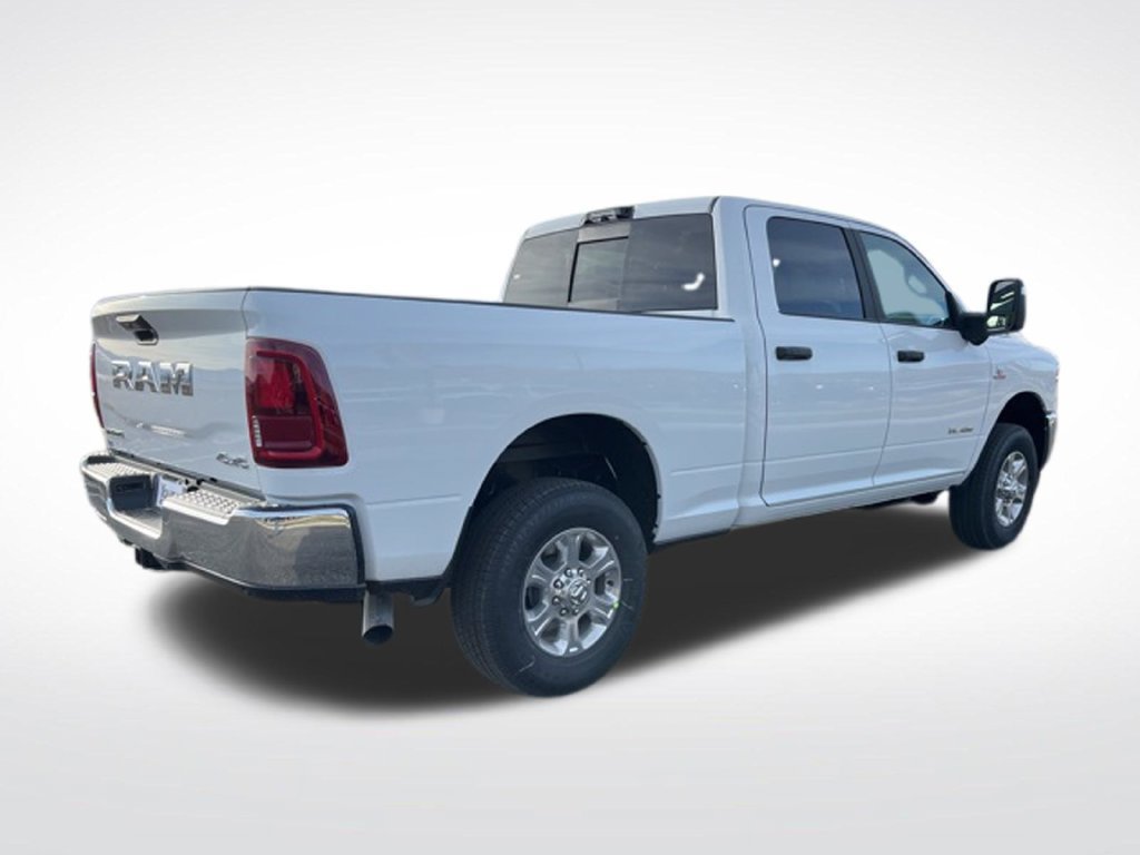 New 2026 RAM 3500 Big Horn AWD/4WD image 3