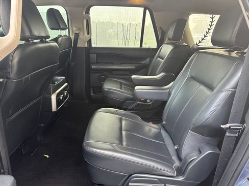 Used 2022 Ford Expedition Max XLT RWD image 10