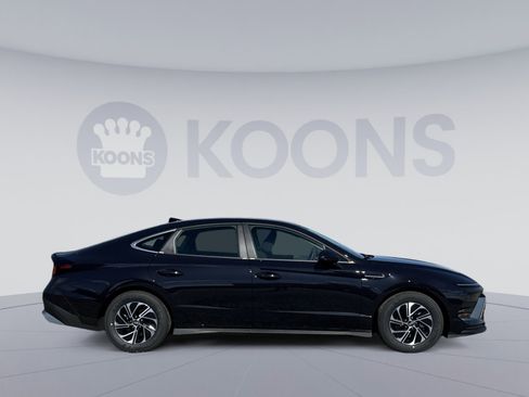 New 2026 Hyundai Sonata Blue image 8