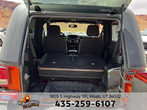 Used 2014 Jeep Wrangler Rubicon w/ Power Convenience Group AWD/4WD image 43