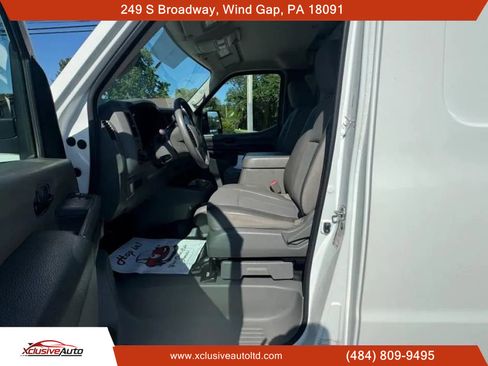 Used 2019 Nissan NV image 11