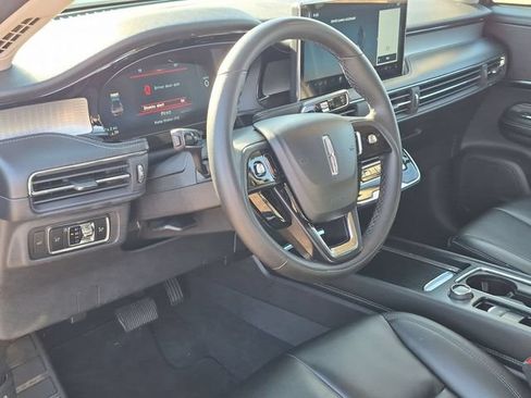 Used 2023 Lincoln Corsair FWD image 11