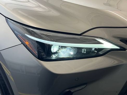 Certified 2025 Lexus NX 350 AWD w/ Accessory Package (2T) image 15