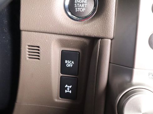 Used 2013 Lexus GX 460 w/ Comfort Plus Pkg image 25