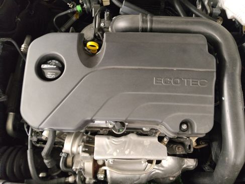Used 2025 Chevrolet Malibu LT FWD image 30
