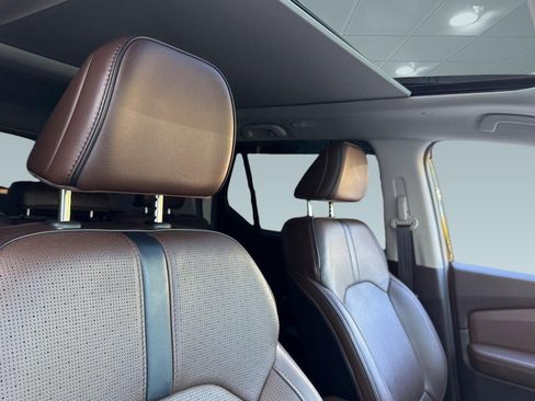 Used 2023 Honda Pilot Elite image 14