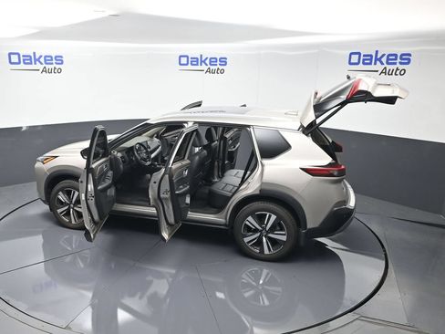 Used 2021 Nissan Rogue SL AWD/4WD image 60