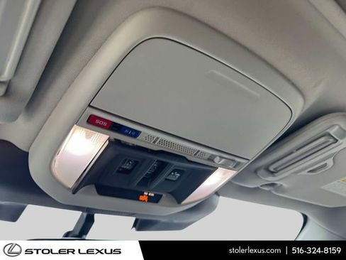 Used 2022 Subaru Forester Touring image 37