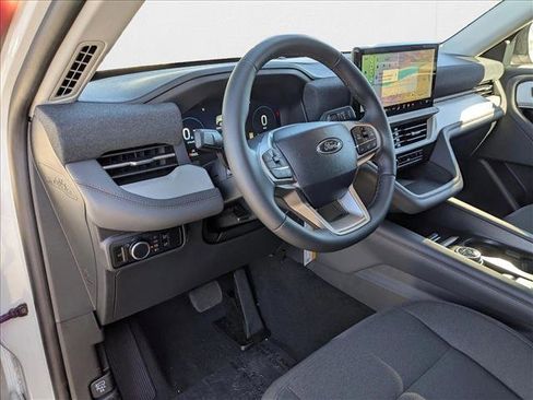 New 2025 Ford Explorer Active image 3