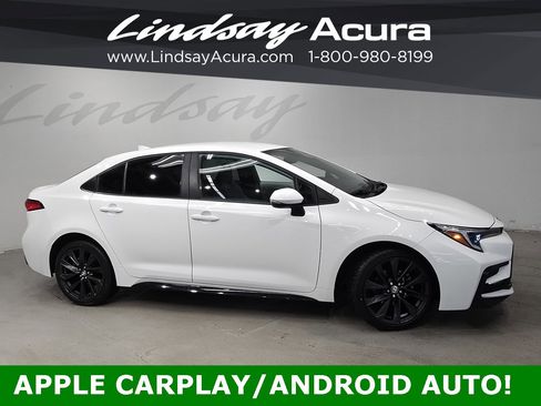 Used 2024 Toyota Corolla SE image 3