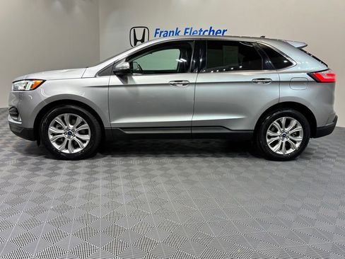 Used 2022 Ford Edge Titanium AWD/4WD image 2