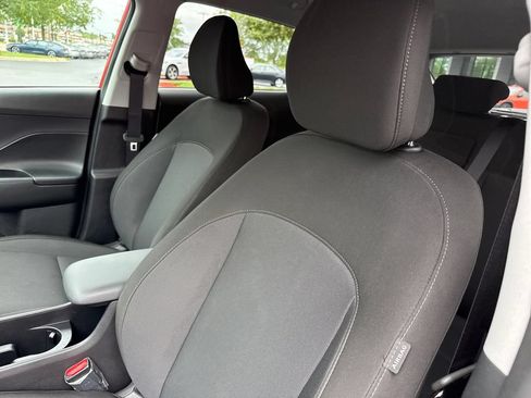 Used 2026 Hyundai Kona SEL Sport FWD image 12