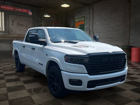 Used 2026 RAM 1500 Laramie w/ Night Edition AWD/4WD image 3