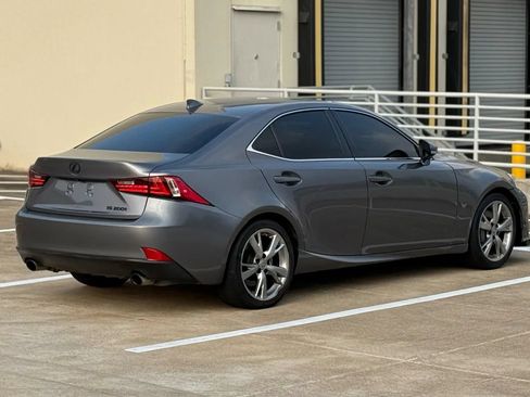 Used 2016 Lexus IS 200t RWD image 8