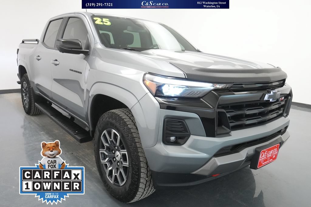 Used 2025 Chevrolet Colorado Z71 w/ Technology Package AWD/4WD image 1