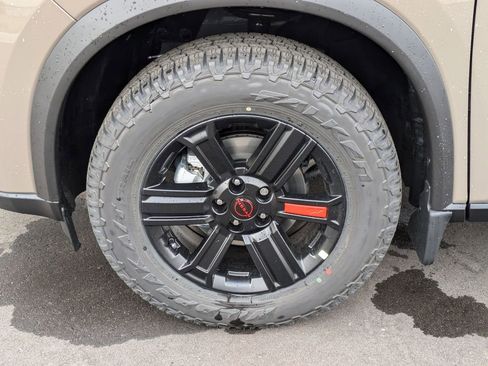 Certified 2025 Nissan Rogue SV AWD/4WD image 10