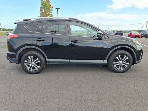 Used 2017 Toyota RAV4 LE w/ All Weather Liner Package AWD/4WD image 8