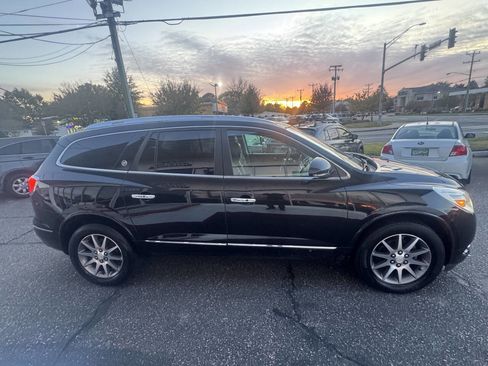Used 2013 Buick Enclave Leather image 1
