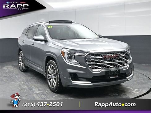 Used 2023 GMC Terrain Denali image 2