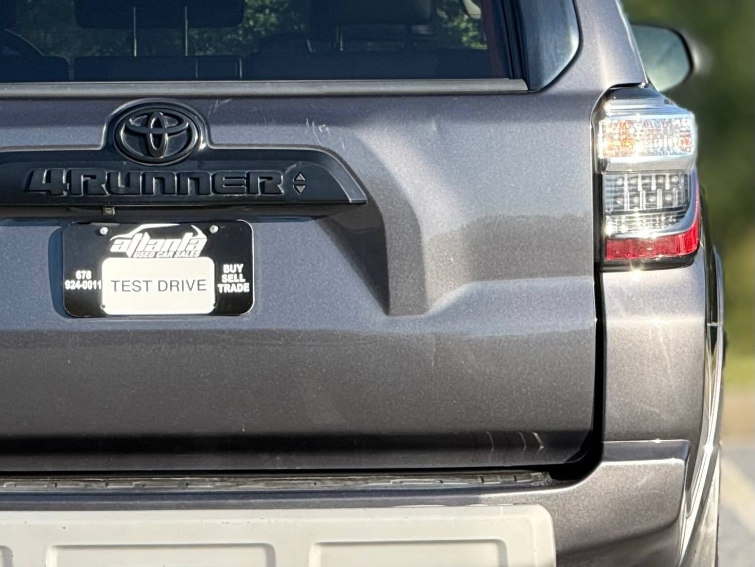 Used 2020 Toyota 4Runner TRD Off-Road Premium AWD/4WD image 17