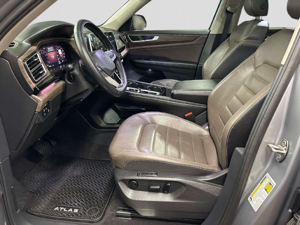 Certified 2024 Volkswagen Atlas SEL AWD/4WD image 9