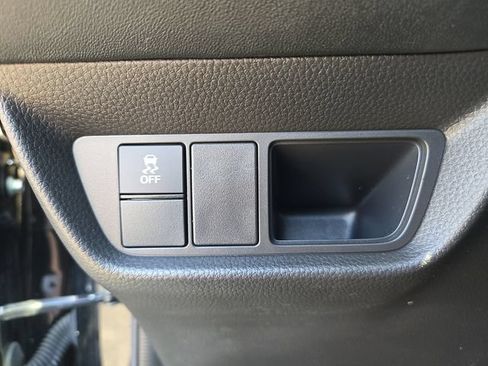 Used 2024 Honda HR-V EX-L image 23