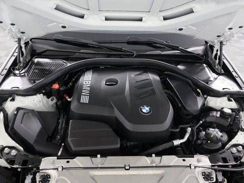Used 2025 BMW 330i Sedan w/ Convenience Package image 15
